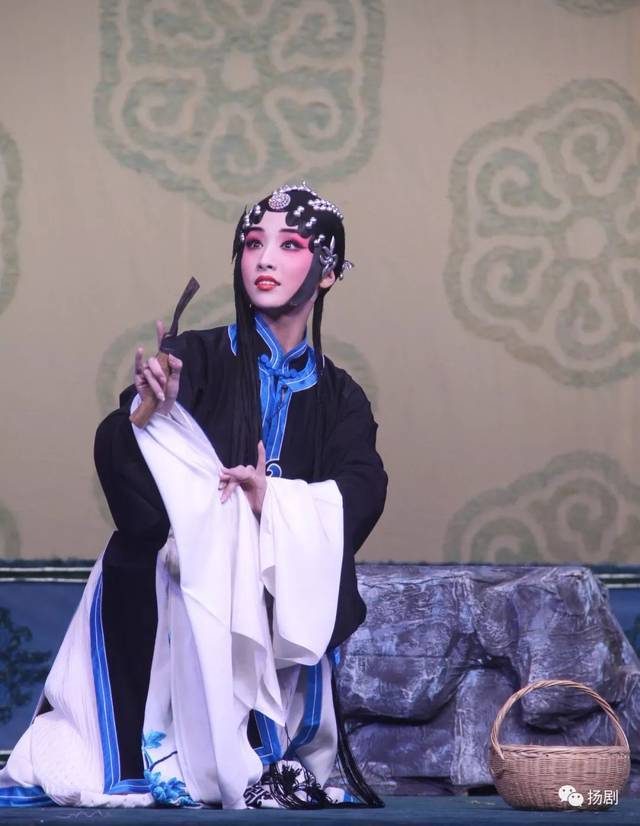 《追鱼》《天女散花》《玉蜻蜓·游庵定情》《玉蜻蜓·游庵认母》等