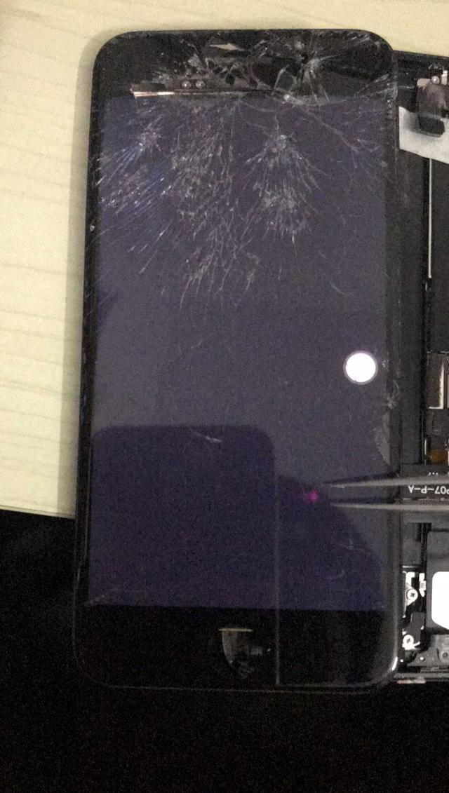 原创买了个35包邮的屏幕复活了烂手机!感觉又可以用三年