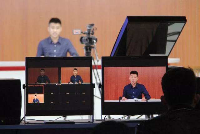 广播电视编导:电视节目创作,影视剪辑,影视摄影方向(学制:四年;学士