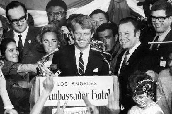 图说海外:肯尼迪惨遭刺杀,凶手却离奇死亡,案发