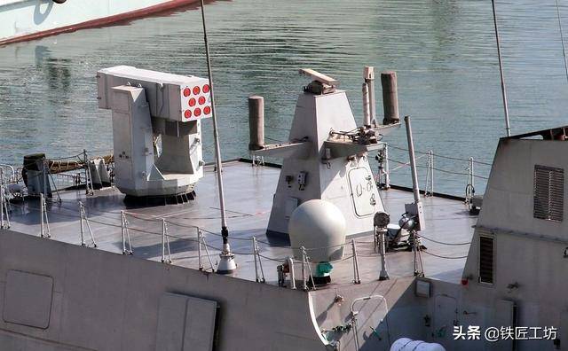 男儿自当带吴钩,敢为人先戍海疆:荆门号导弹护卫舰