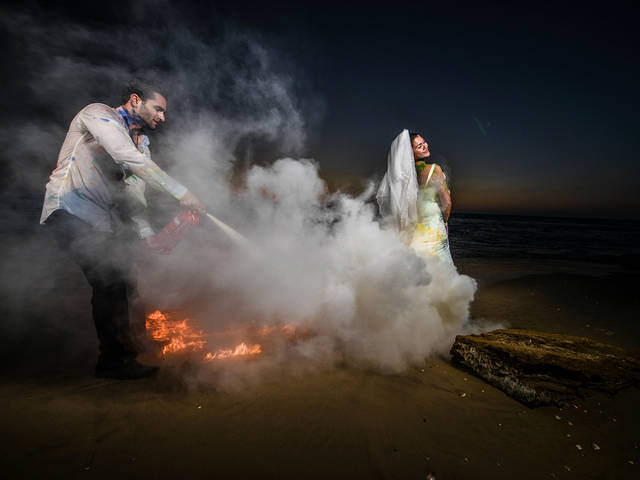 直击那些"拼了命"拍摄的婚纱照,一次就能记住一辈子_手机搜狐网