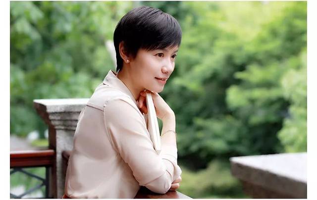 嘉宾: 王幸,丝绒陨,gonzalo ghiggino(贡萨洛) 主办: 上海译文出版社