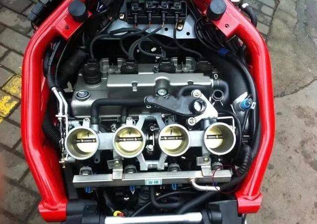 认识一下 贝纳利 黄龙600_手机搜狐网