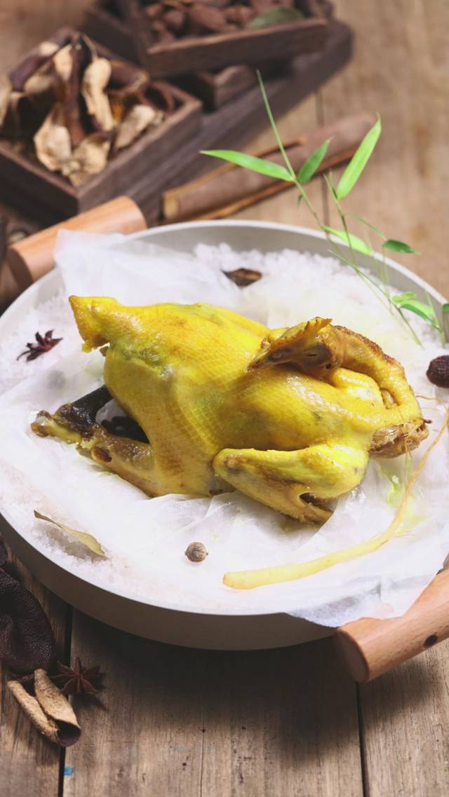 4.9折开吃!做了n年的"古法盐焗鸡"空降南通,来慢一步就要排队啦!_手机