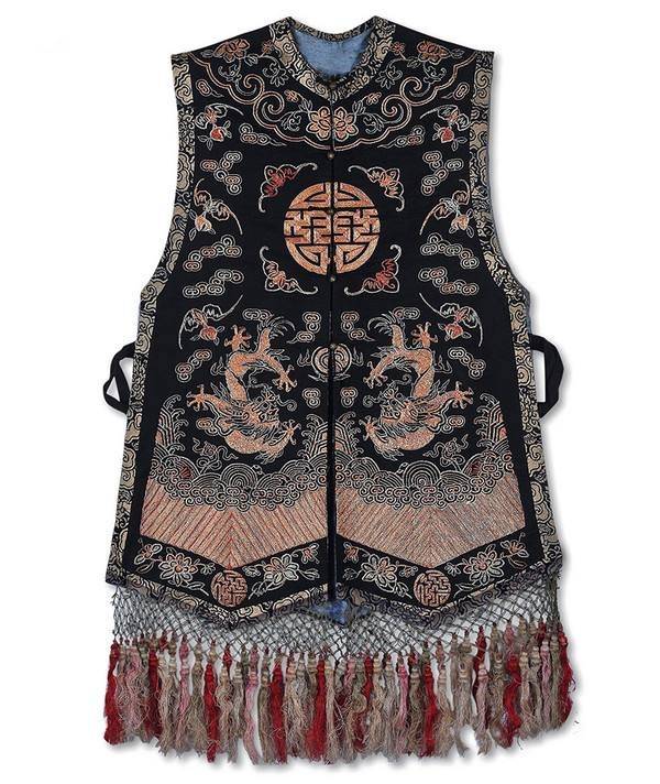 大写的尴尬!凤冠霞帔可不是有钱就能穿的