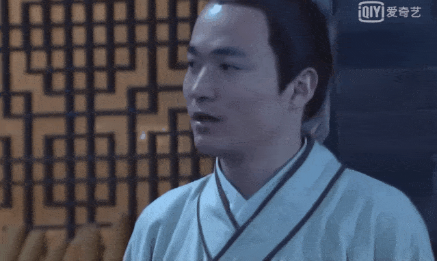 加入剧情 演员们的英文一下丰富了起来 甚至在这一集达到了大爆发