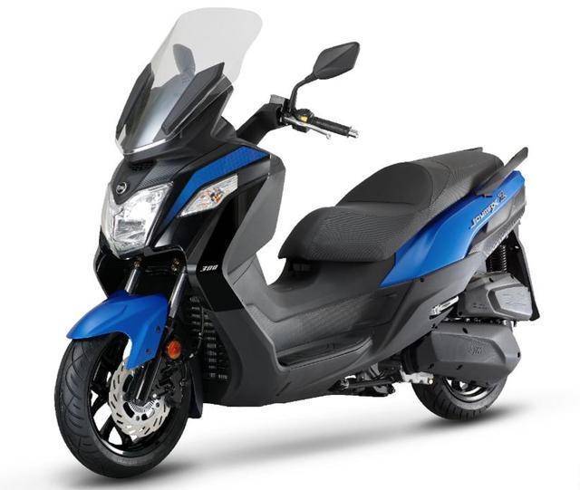 水冷三缸大踏板,2019款三阳joymax系列大绵羊摩托,全面解读