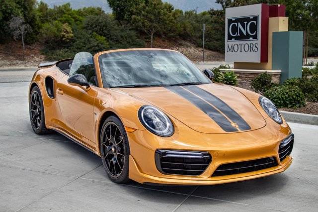 保时捷911 turbo s cabriolet"独家系列"金黄色金属色系列