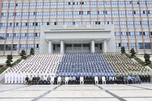 四川邮电士官学院图片