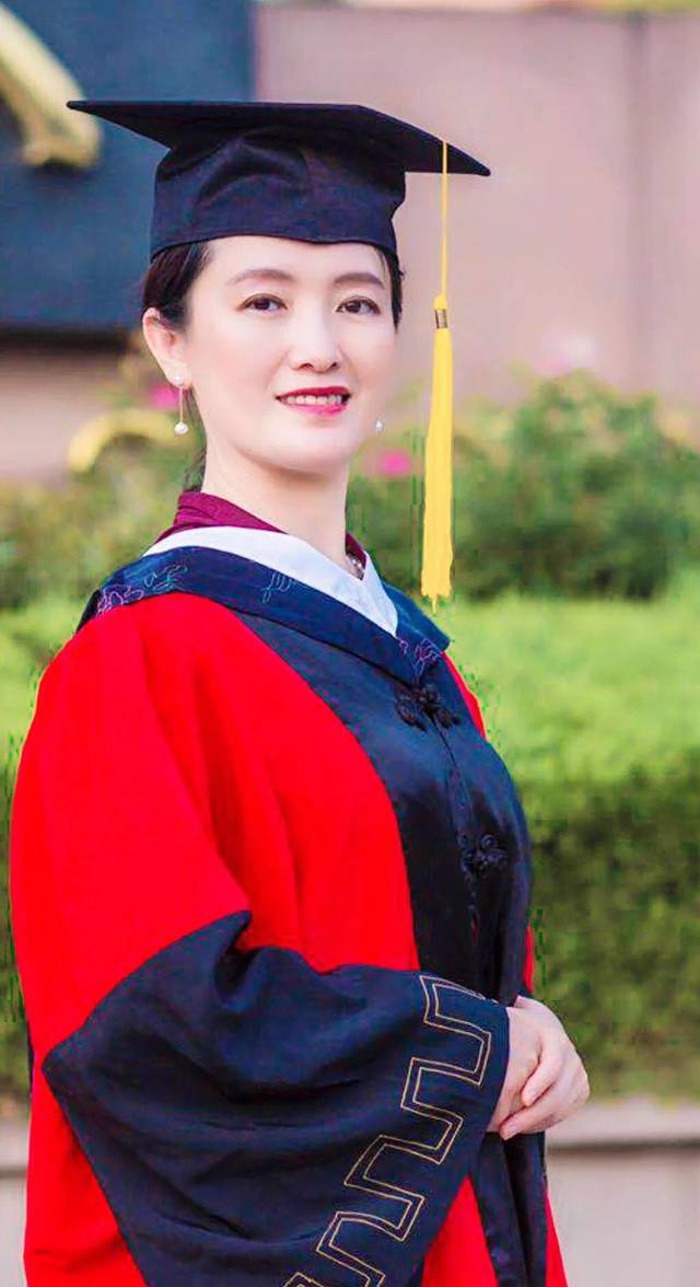 丽玲访名医丨徐岩:有她在的地方,就有爱和温暖