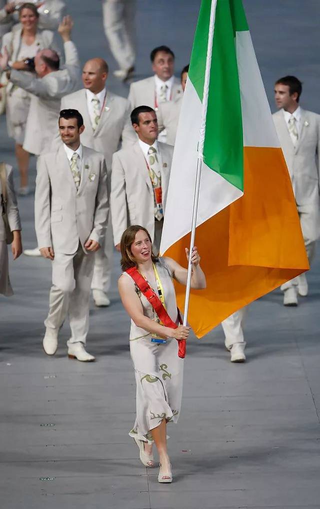 看看爱尔兰小孩参加的都是什么体育运动,真叫人羡慕啊_手机搜狐网