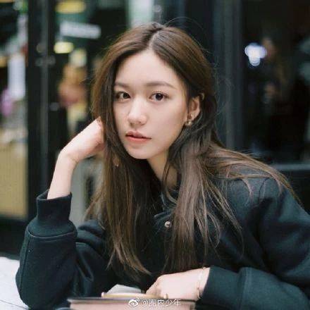 王一博恋爱了?一句"带回去藏起来"暴露绯闻女友綦美合