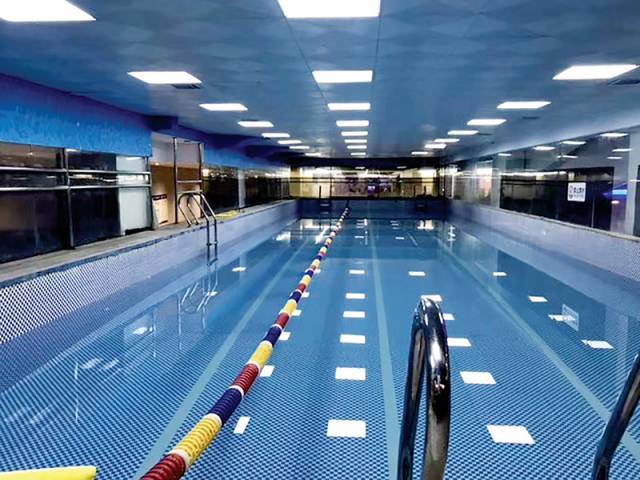 领跑健身游泳会所