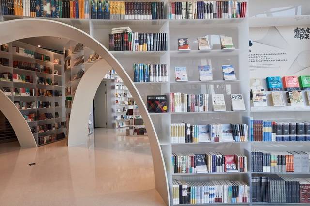 绽放在239米"上海中心"!