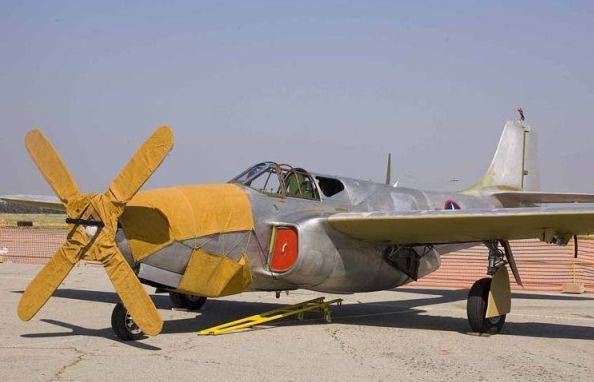 被纳粹逼出来的美国二战初期最高机密:揭秘p59喷气式战斗机计划