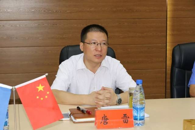 人考察组到我市考察循环经济产业园项目建设情况,副市长唐雷陪同考察