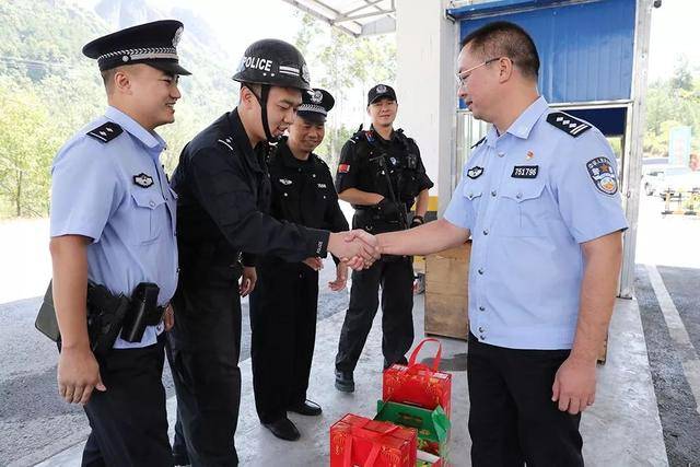 全区公安局长访谈 | 专访南丹县副县长,公安局局长蓝江