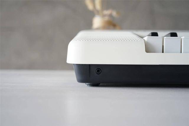 很适合初学者:the one智能电子琴air上手体验