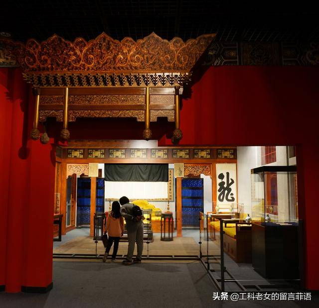 养心殿东暖阁里有很多慈禧直抒胸臆的表达