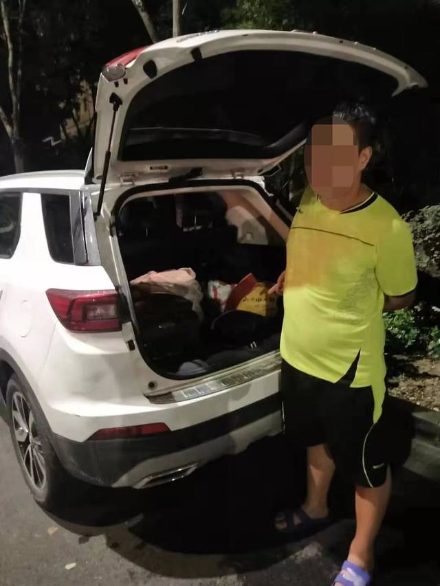 凌晨4点,运城槐树凹南口抓获一名盗贼!