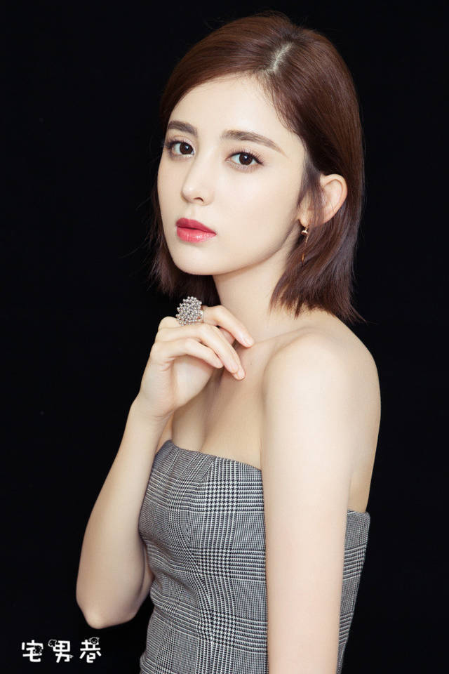 中国颜值前十名最漂亮女明星排名:古力娜扎排