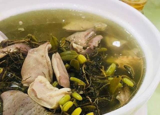 【养生】"人间仙桃"石橄榄,清热养阴四季皆宜!别错过啦