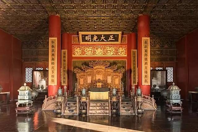 梦回清朝 | 探秘紫禁城十二时辰