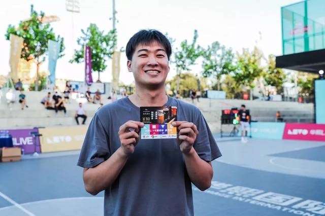 华熙篮球汇——week3"激烈厮杀"言午阵容齐整艰难取胜 荣登周冠军宝座