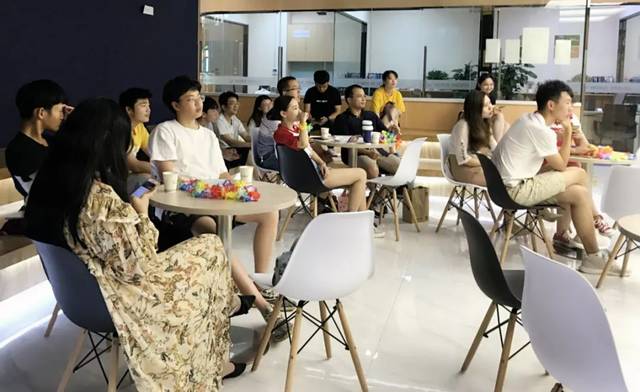 大胃嚼英语线下活动之Hawaiin精彩回顾