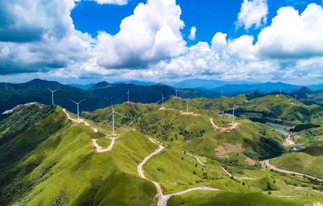 广西龙胜:南山牧场 景美如画