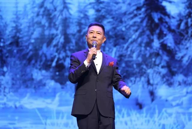 作品展播中央广播电视总台国宝档案主持人任志宏朗诵沁园春雪