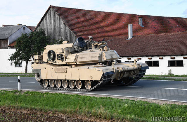 美军重装部队在德国机械化行军 m2步兵战车关键时刻"掉链子"