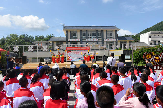 "壮丽70年 奋斗新时代"创文进乡镇活动在思茅区六顺镇拉开帷幕
