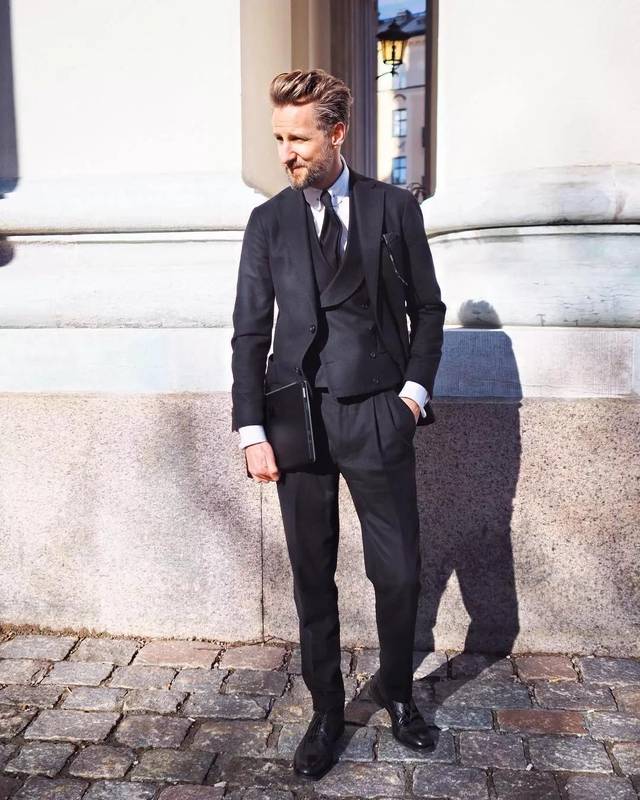 搭配西服只要是皮鞋就可以?你真的会穿鞋吗!——【红帮裁缝·武汉】