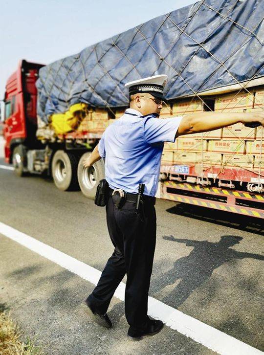 我用汗水深爱着常德!致敬高温下的劳动者