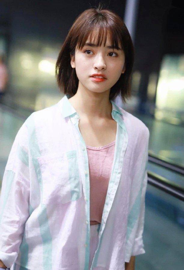 沈月瘦了当看到她离开精修之后的双腿网友这哪里是叫瘦了