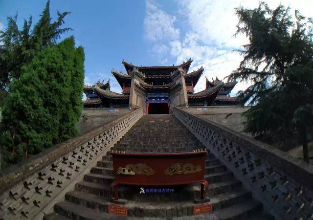 中国有太多城隍庙,唯有陕西渭南这个被称为神楼,门票仅5元,还有一只