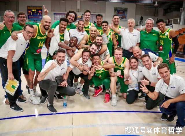 中国男篮vs巴西