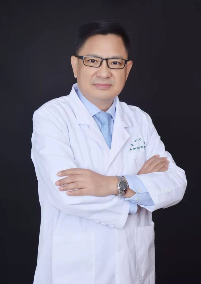 中山大学孙逸仙纪念医院胆胰外科刘超教授团队专职科研人员和博士后