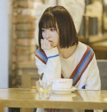 怀孕实锤?唐嫣最新剧照大曝光,巨肚凸起藏不住