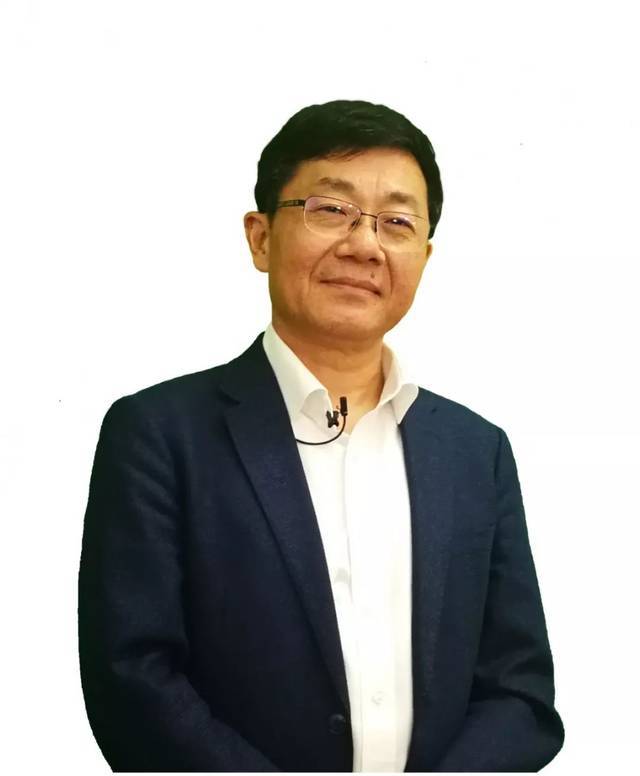 浙大光电科学与工程学院院长刘向东高校需承担领衔技术进步和人才供给