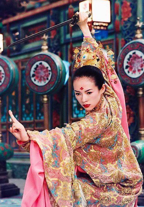 章子怡《十面埋伏》的水袖舞,狠狠的令所有人惊艳了一把