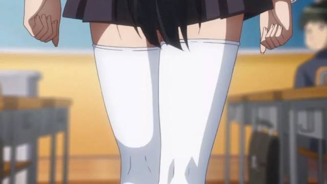 男主为了一份半价便当结果被一个黑丝美女踢成了失忆