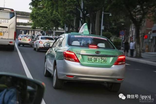 【品牌故事】在广州,出租车的颜色比你的生活还要多彩(1)
