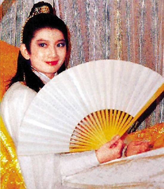 最复合原著,最漂亮的赵敏,当属84版《倚天屠龙记》里赵敏扮演者刘玉璞