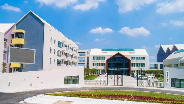 马上开学新峨眉二小咋个坐公交车这条信息请收好