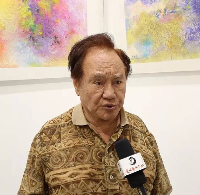 浪漫写实主义先驱—马群雄,原名马龙,英文姓名为marlow