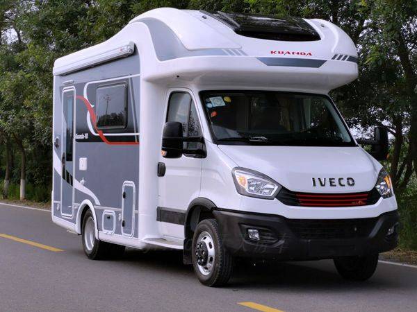 实力新秀!宽大新品欧胜v8房车首发上市