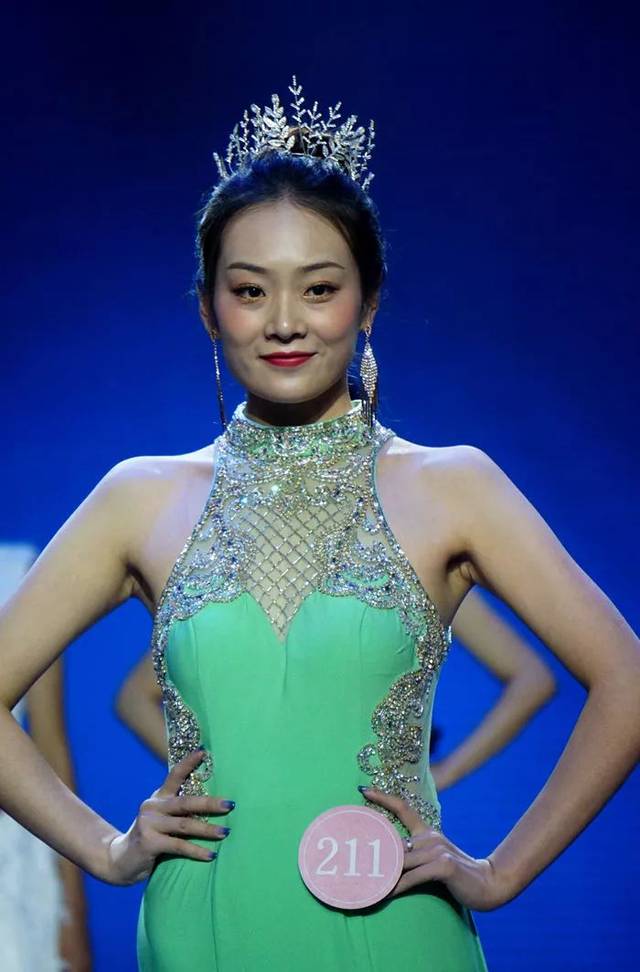 晋城一大波性感美女照公开!